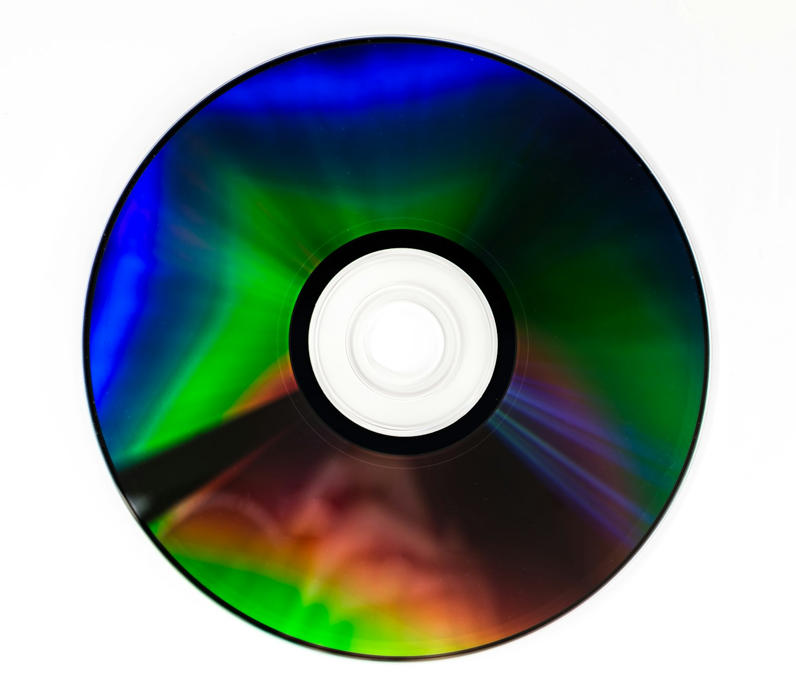 Surface d’un disque compact aux reflets irisés