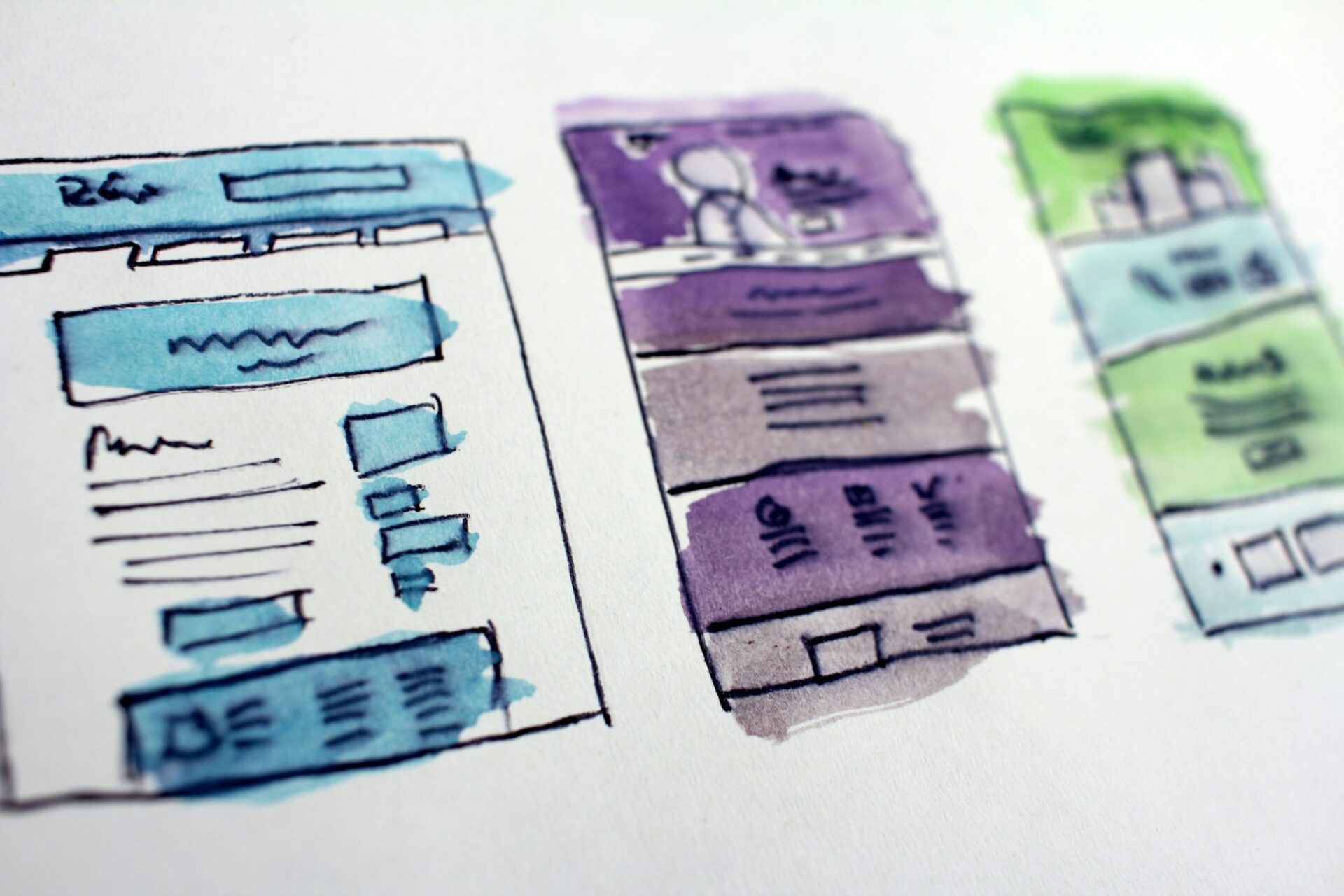 Croquis aquarellés de maquettes de pages web